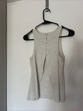 Light Gray Sleeveless Tank Top with Open Button Detail